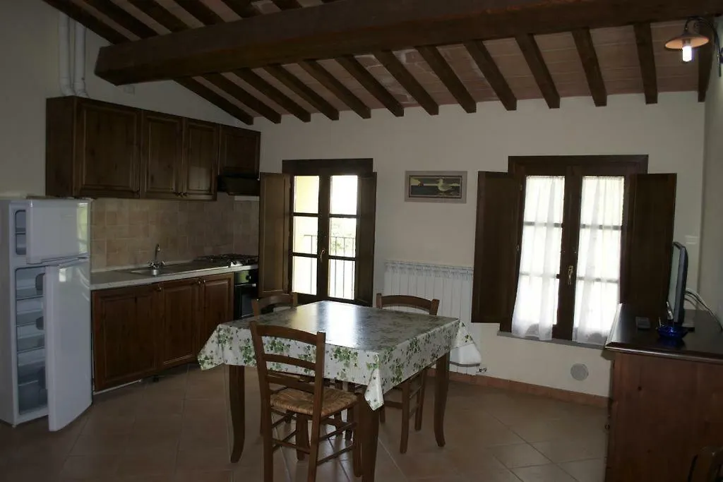 Palazzo Residence Giuli Rosselmini Pieve di Santa Luce 0*,  İtalya