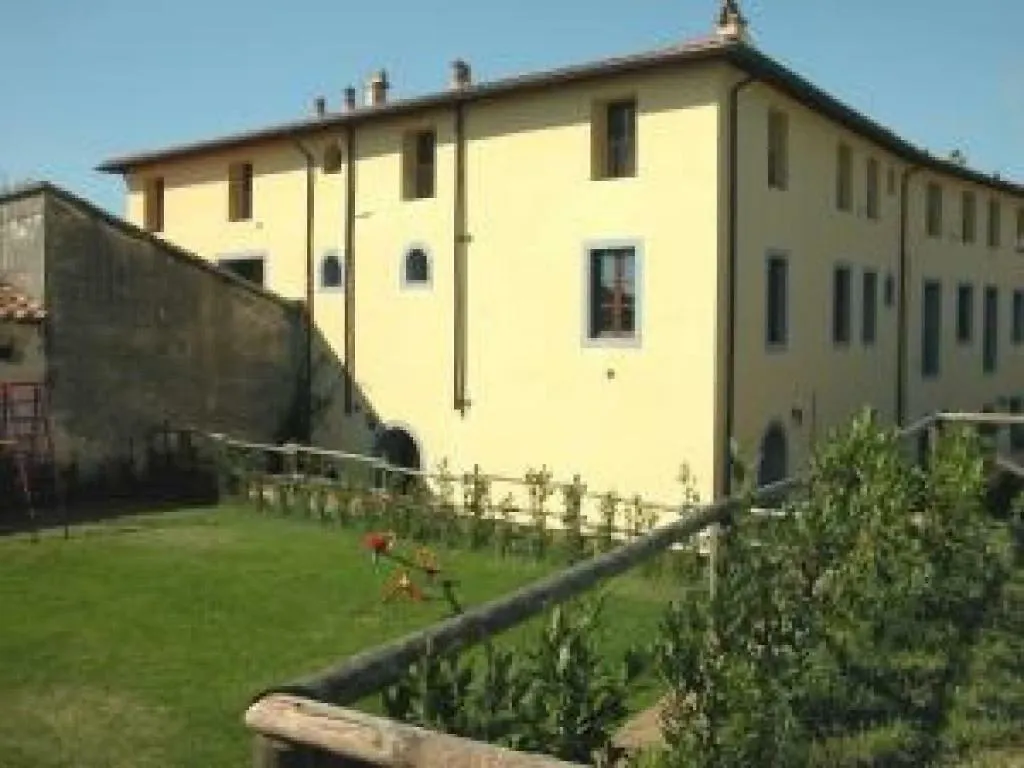 Palazzo Residence Giuli Rosselmini Pieve di Santa Luce İtalya
